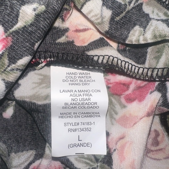 Ambiance Black and Pink Ruffled Crop Blouse - Picture 6 of 6